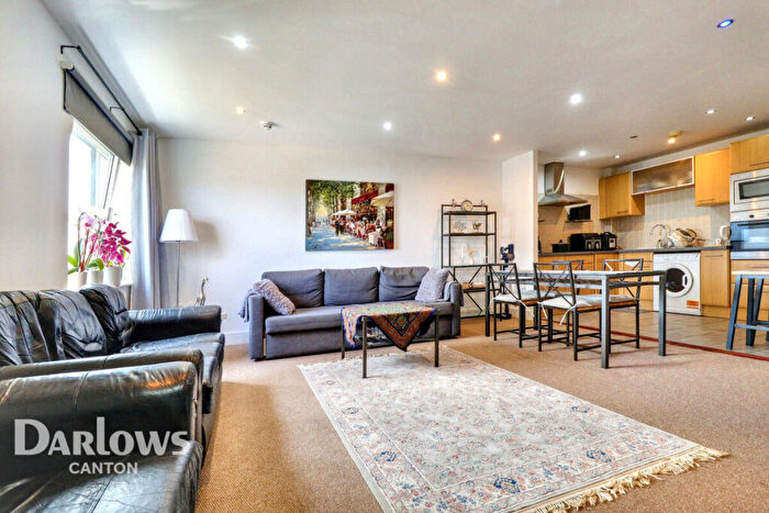 2 Bedroom Apartment For Sale In Ferry Court, Cardiff, CF11