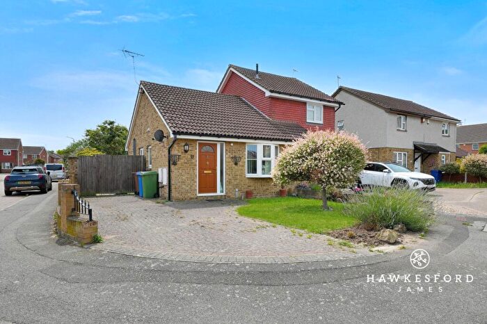 2 Bedroom Semi-Detached Bungalow For Sale In Hambrook Walk, Sittingbourne, ME10