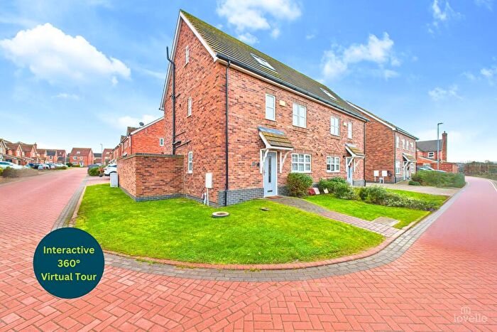 4 Bedroom Semi-Detached House For Sale In Bayleaf Lane, Barton-upon-Humber, North Lincolnshire, DN18