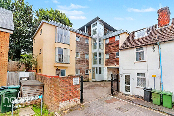 1 Bedroom Apartment For Sale In Orchard Street, Maidstone, ME15