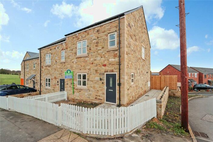 4 Bedroom Semi-Detached House To Rent In West Farm Drive, Chopwell, Newcastle Upon Tyne, NE17