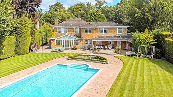 6 Bedroom Detached House For Sale In Cheapside Road, Ascot, SL5