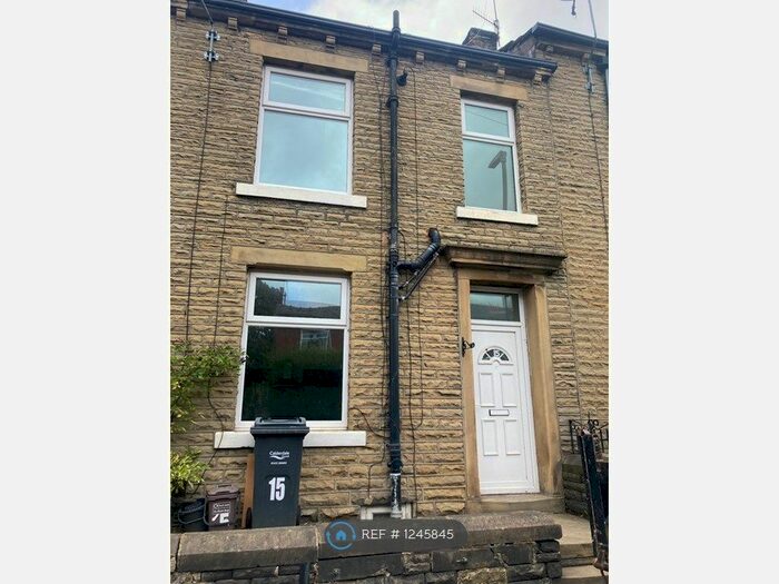 1 Bedroom Terraced House To Rent In Elizabeth Street, Elland, HX5