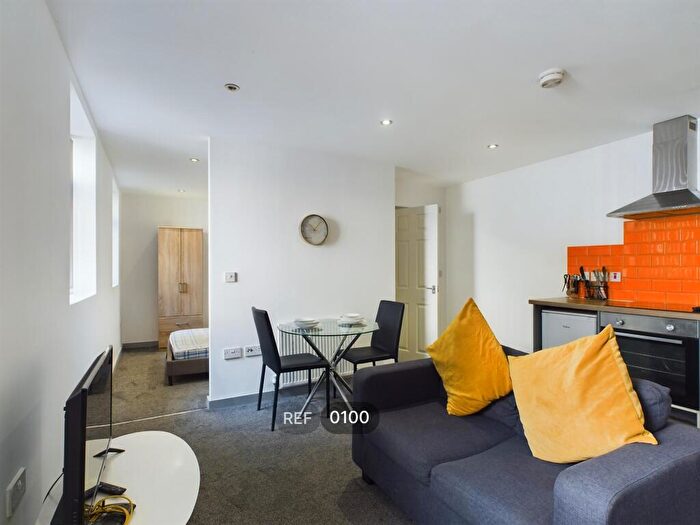 1 Bedroom Apartment To Rent In Ferens Court, Anlaby Road, HU1