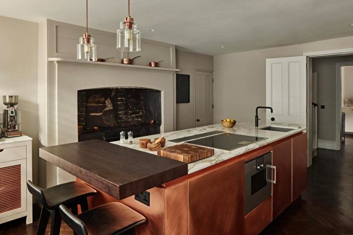 4 Bedroom Terraced House For Sale In London, EC1 - Photo 3