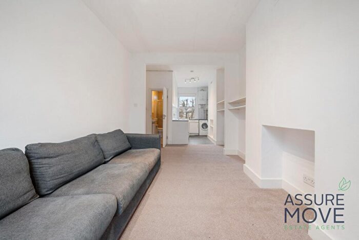 1 Bedroom Flat To Rent In Corinne Road, London, N19