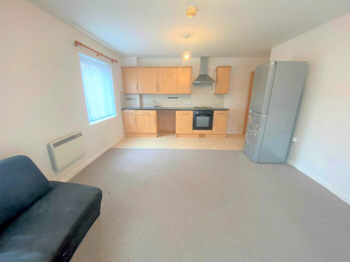 2 Bedroom Flat To Rent In Victoria Way, London, SE7