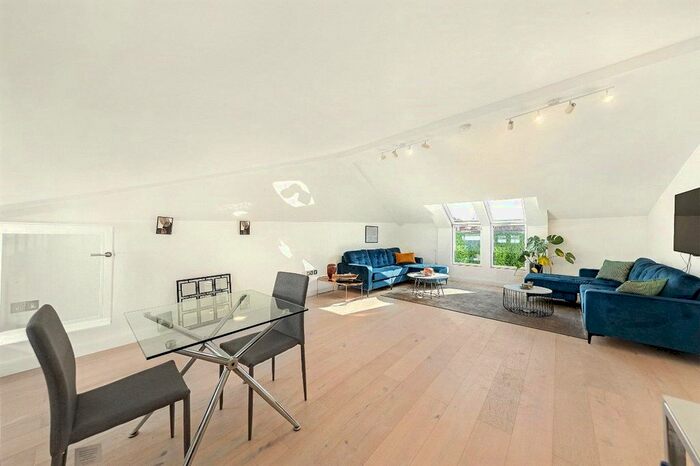 5 Bedroom Flat To Rent In Belgrave Road, London, SW1V