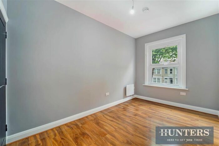 1 Bedroom Studio To Rent In Hanworth Road, Hounslow, TW3