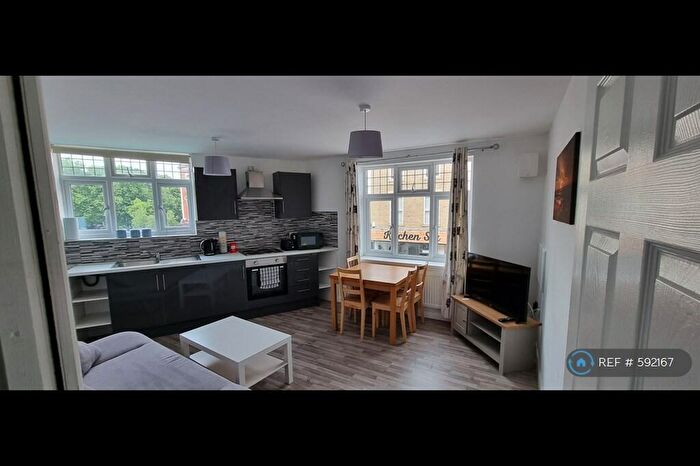 1 Bedroom Flat To Rent In Marlborough Road, Gillingham, ME7