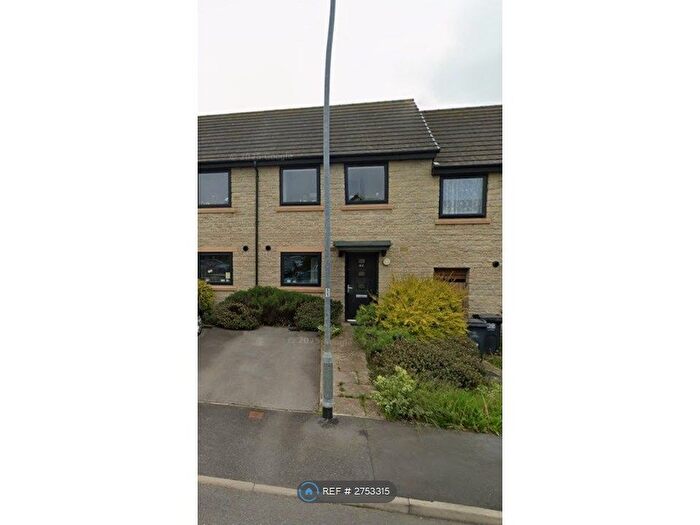 2 Bedroom Terraced House To Rent In Oak Road, Thurnscoe, Rotherham, S63