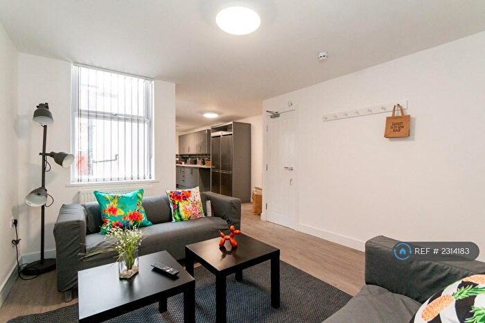 6 Bedroom Terraced House To Rent In Saxony Road, Liverpool, L7