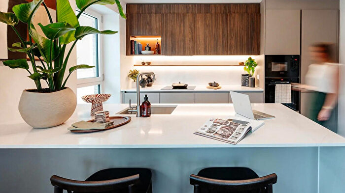 1 Bedroom Apartment To Rent In Botanical Apartments, Bow Green, E3