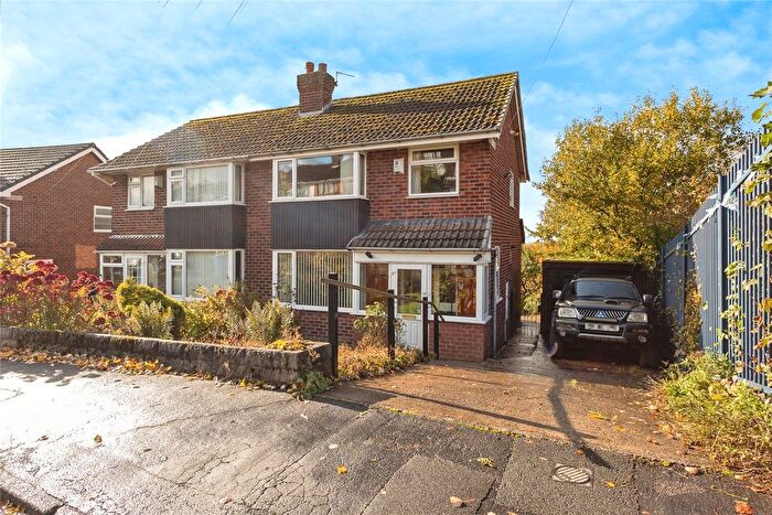 3 Bedroom Semi Detached House For Sale In Broadhill Road, Stalybridge, Cheshire, SK15