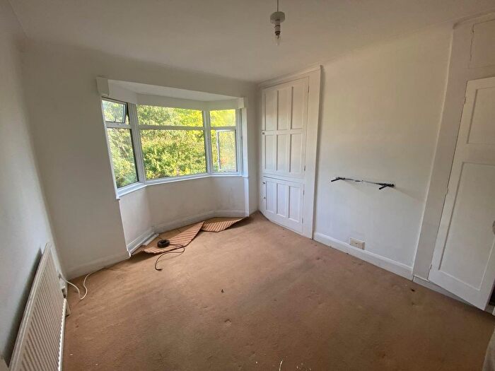 4 Bedroom Semi-Detached House To Rent In Rosedene Avenue, Greenford, UB6