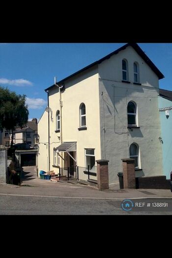 1 Bedroom Flat To Rent In Dunraven House, Newport, NP20