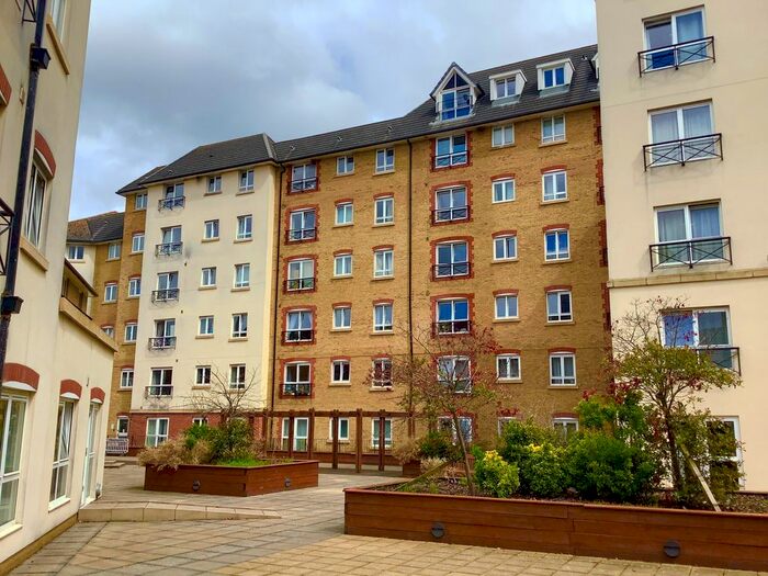2 Bedroom Flat To Rent In Broad Street, Northampton, NN1