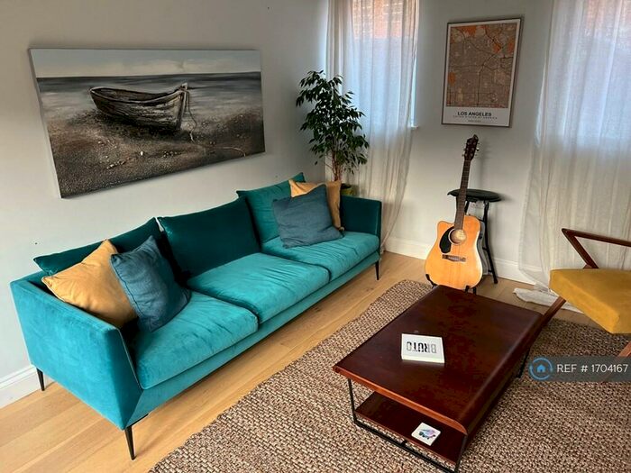 2 Bedroom End Of Terrace House To Rent In Brigham Road, Reading, RG1