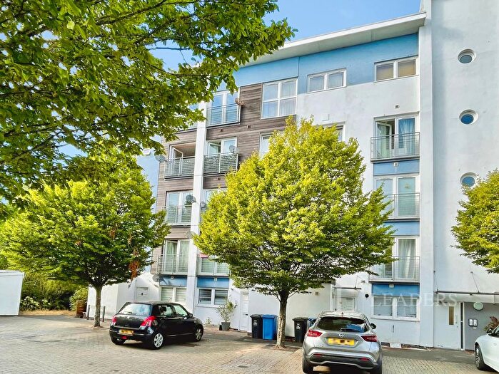 1 Bedroom Flat For Sale In Acorn Avenue, Poole, Dorset, BH15