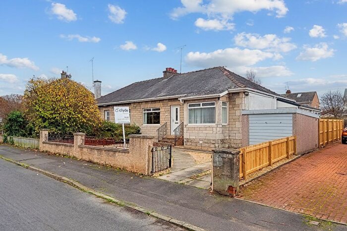 2 Bedroom Semi-Detached Bungalow To Rent In Clydeford Drive, Uddingston, Glasgow, G71