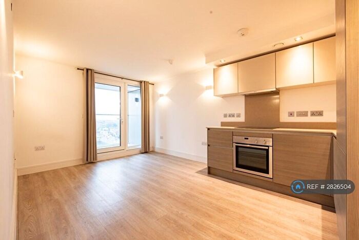 1 Bedroom Flat To Rent In Premier House, Edgware, HA8
