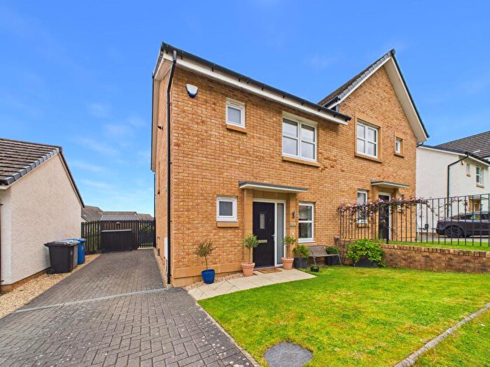 3 Bedroom Semi-Detached House For Sale In Black Grouse Grove, Ferniegair, Hamilton, ML3