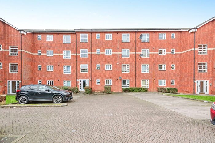 2 Bedroom Flat For Sale In City View, Erdington, Birmingham, B23