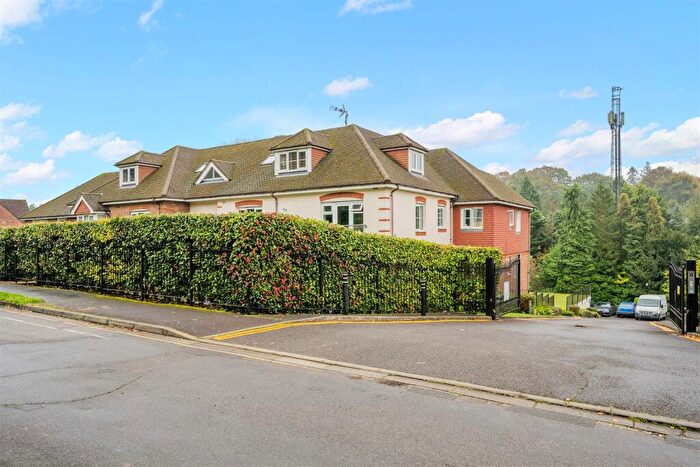 3 Bedroom Apartment For Sale In St. Monicas Road, Kingswood, KT20