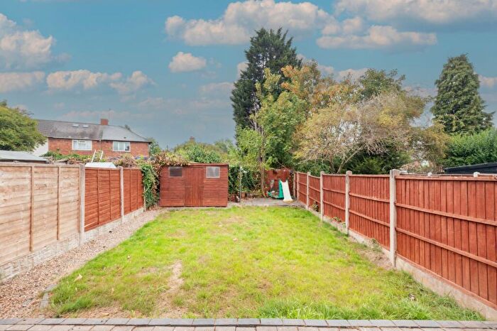3 Bedroom End Of Terrace House For Sale In Gayle Grove, Birmingham, West Midlands, B27