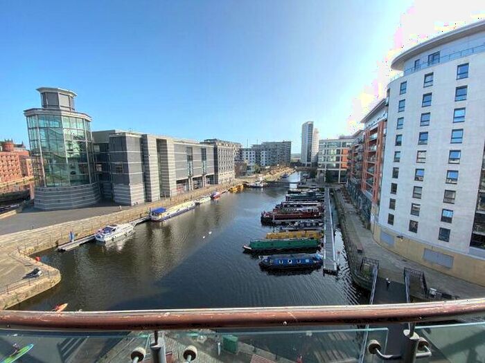 2 Bedroom Apartment To Rent In Magellan House, Leeds Dock, City Centre, LS10