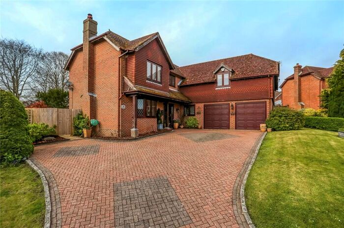 5 Bedroom Detached House For Sale In Chestnut Rise, Droxford, Southampton, Hampshire, SO32