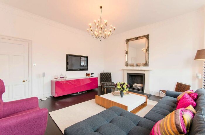 2 Bedroom Flat To Rent In Drayton Gardens, South Kensington, London, SW10