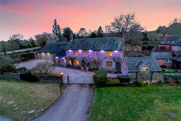 5 Bedroom Detached House For Sale In School Lane, Woodhouse, Loughborough, Leicestershire, LE12