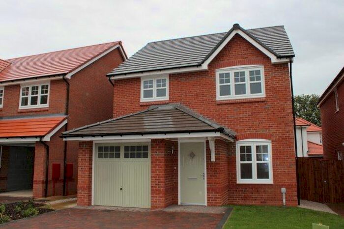 3 Bedroom Property To Rent In Llys Hen Reilffordd, St Asaph, LL17