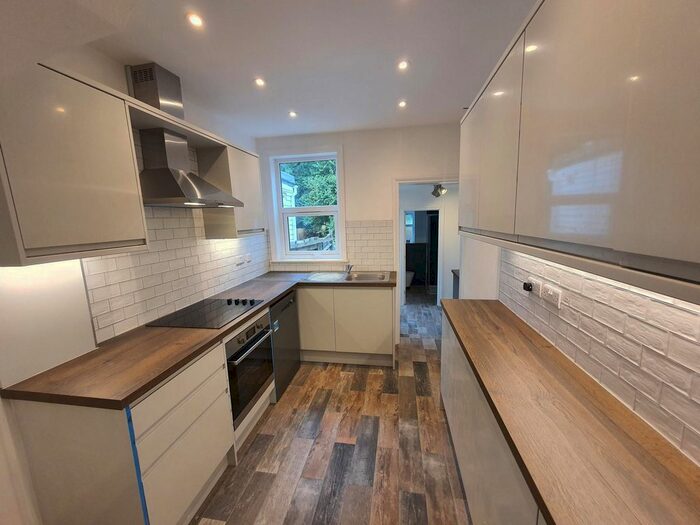 4 Bedroom Terraced House To Rent In St Marys Road, Golders Green, NW11