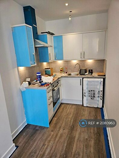 2 Bedroom Flat To Rent In Tollcross Road, Glasgow, G31