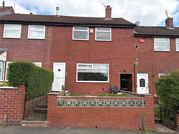 3 Bedroom Terraced House For Sale In Cardwell Street, Hathershaw, Oldham, OL8