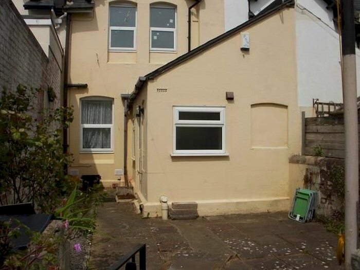 1 Bedroom Flat To Rent In Upton Road, Torquay TQ1