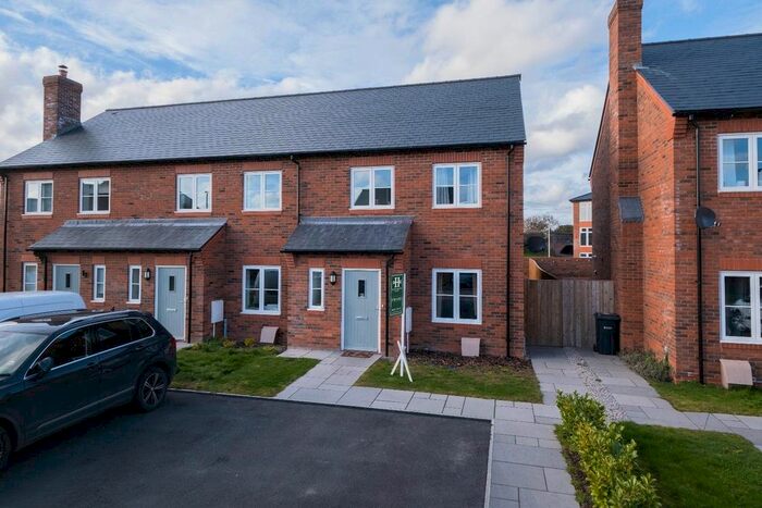 3 Bedroom End Of Terrace House For Sale In Hill Garth Road, Newton-By-Tattenhall, Tattenhall, Chester, CH3