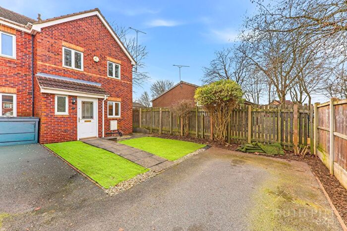 3 Bedroom End Of Terrace House For Sale In Northfield Grange, South Kirkby, Pontefract, WF9