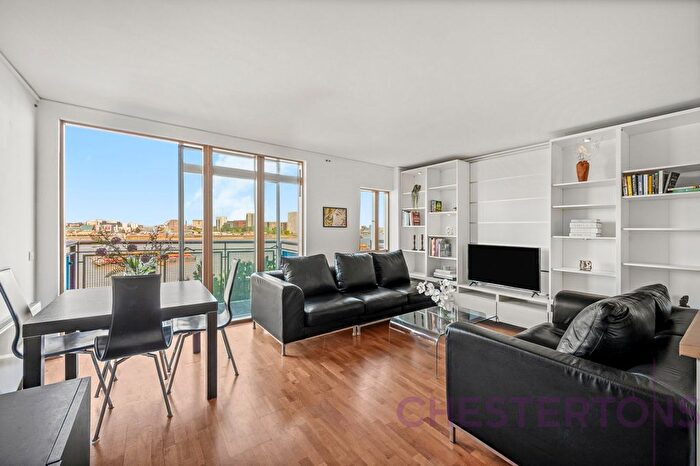 3 Bedroom Flat To Rent In Maurer Court, John Harrison Way, SE10