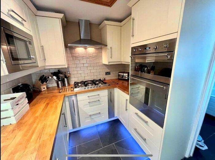 2 Bedroom Cottage For Sale In Church Street, Braunton, EX33