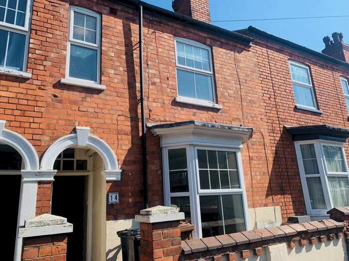 3 Bedroom Terraced House To Rent In Cecil Street, Lincoln - Uphill/Bailgate - Two Bathrooms, LN1