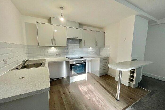 2 Bedroom Flat To Rent In Christchurch Road, Bournemouth, BH1