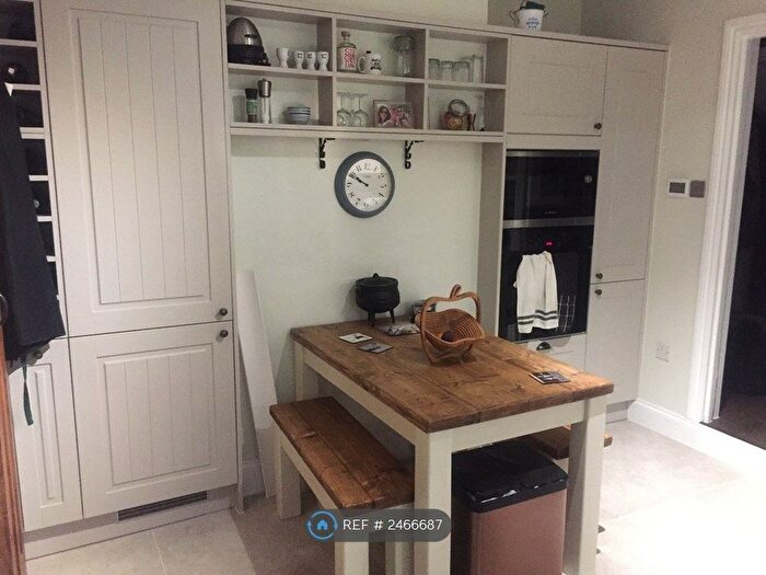 1 Bedroom Maisonette To Rent In Atheldene Road, London, SW18