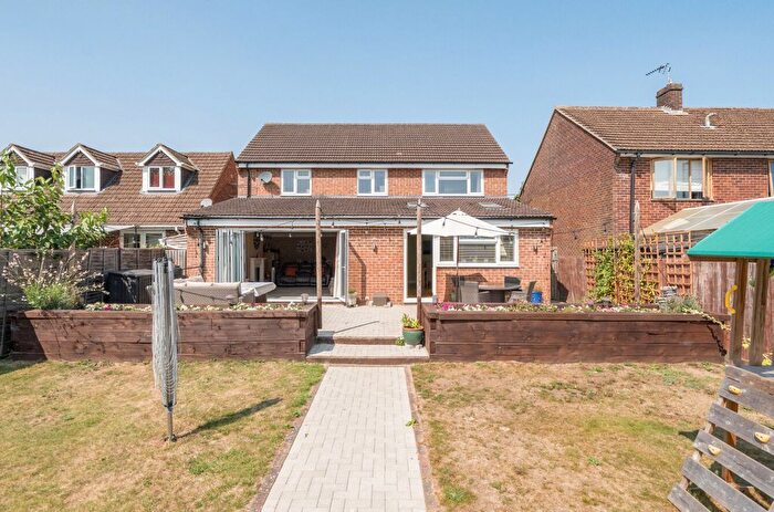 4 Bedroom Detached House For Sale In Cavalier Road, Old Basing, Basingstoke, Hampshire, RG24
