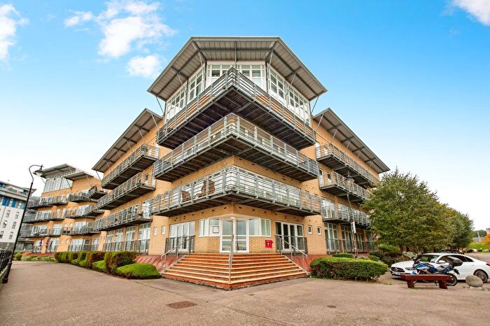 1 Bedroom Flat For Sale In Portland Place, Greenhithe, Kent, DA9