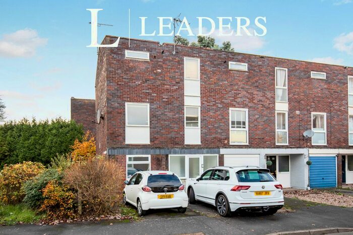 5 Bedroom Town House To Rent In St. Johns Road, Leamington Spa, CV31