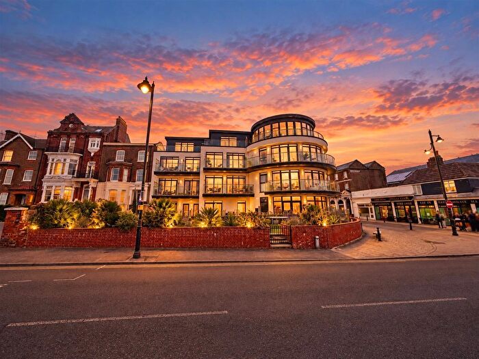 3 Bedroom Flat To Rent In William Street, Herne Bay, CT6