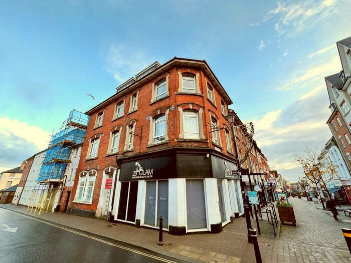 1 Bedroom Flat To Rent In Grosvenor Road, Aldershot, GU11